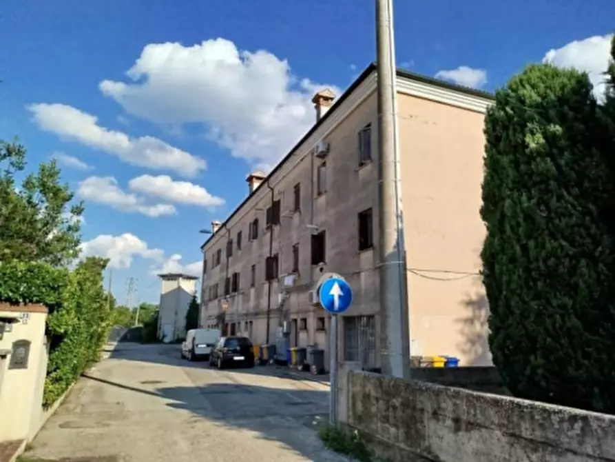 Immagine 6 di Appartamento in vendita  in Via F.lli Pinarello a Loria