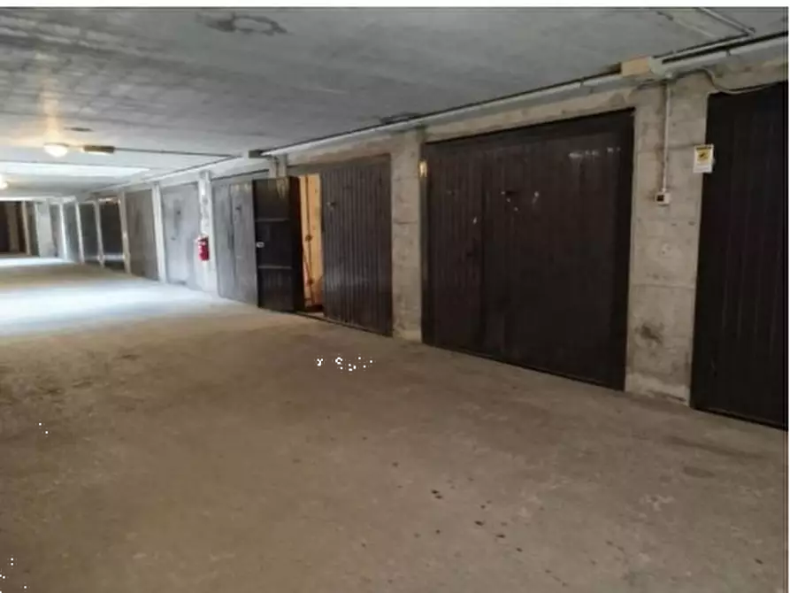 Immagine 8 di Appartamento in vendita  in Via F.lli Pinarello a Loria