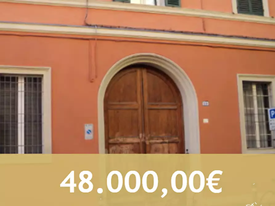 Immagine 1 di Porzione di casa in vendita  in via delle Belle Arti a Bologna