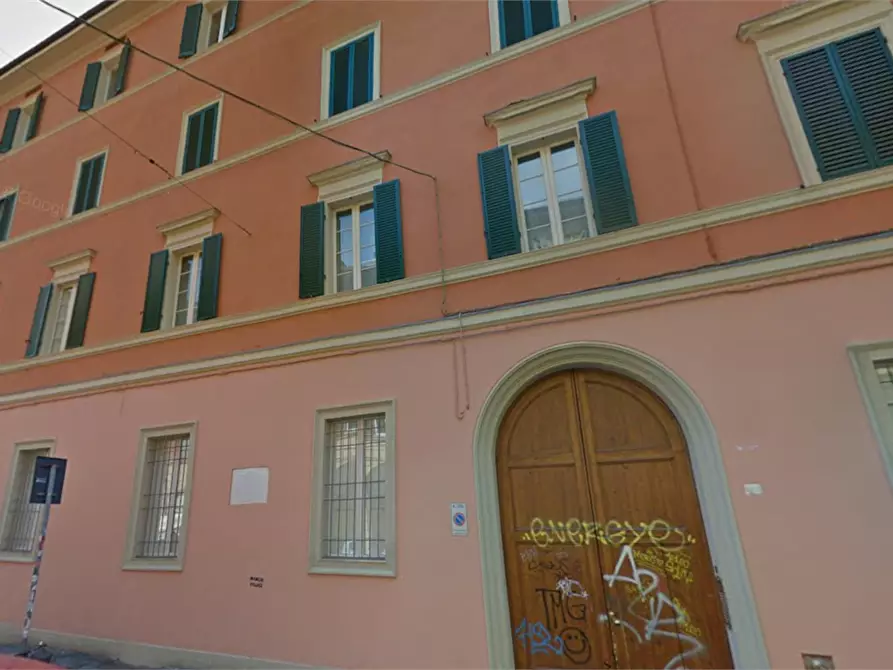 Immagine 8 di Porzione di casa in vendita  in via delle Belle Arti a Bologna
