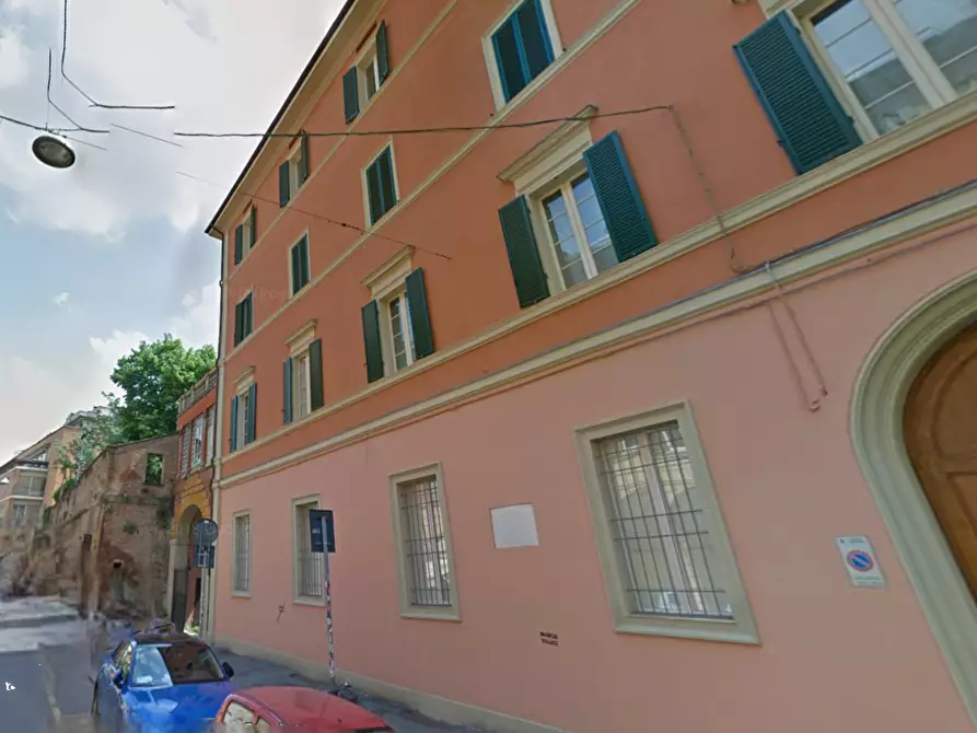Immagine 9 di Porzione di casa in vendita  in via delle Belle Arti a Bologna