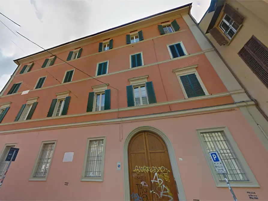 Immagine 24 di Porzione di casa in vendita  in via delle Belle Arti a Bologna