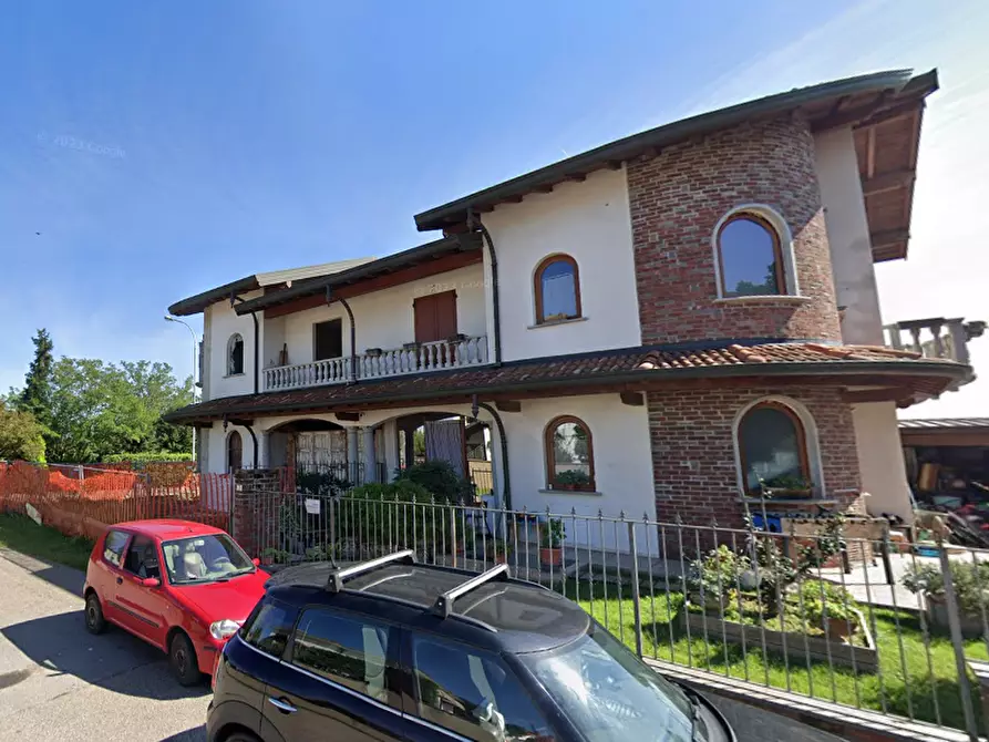 Immagine 9 di Casa indipendente in vendita  in Via G. Villa a Cuggiono