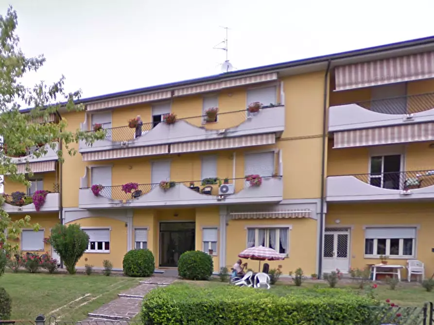 Immagine 4 di Appartamento in vendita  in Via Regia Antica a Lonato del Garda