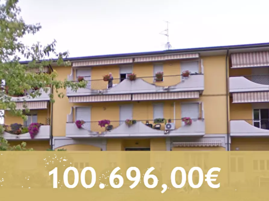 Immagine 1 di Appartamento in vendita  in Via Regia Antica a Lonato del Garda