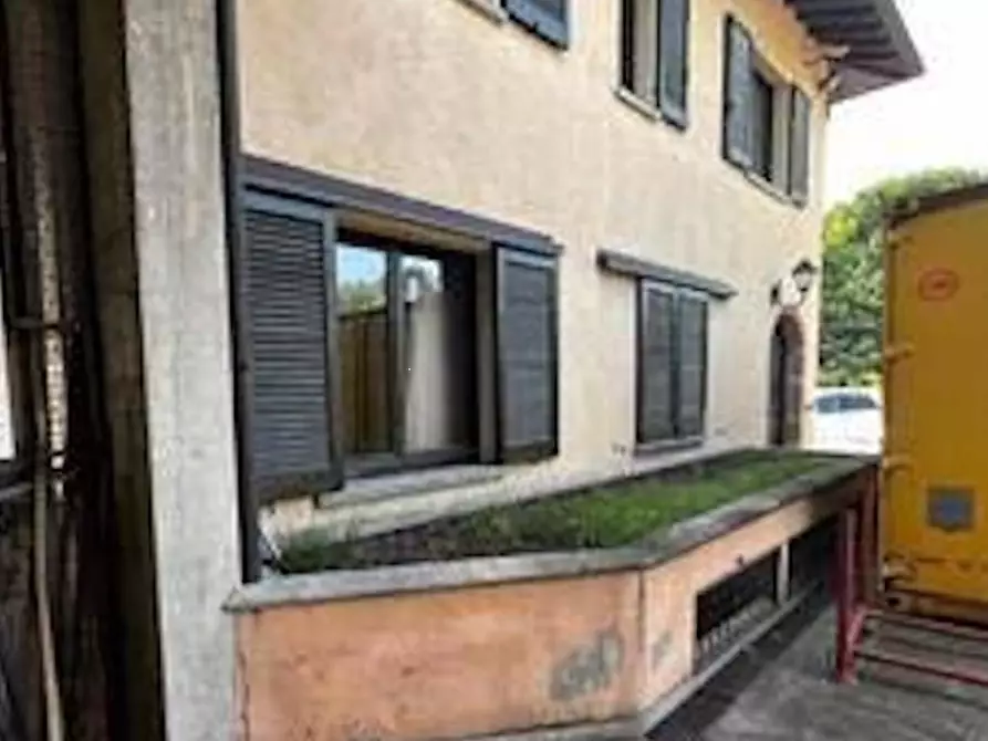 Immagine 5 di Ufficio in vendita  in Via Milano a Albavilla