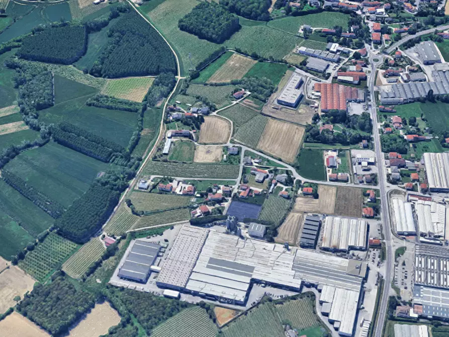 Immagine 9 di Magazzino in vendita  in Via Castella a Mansuè