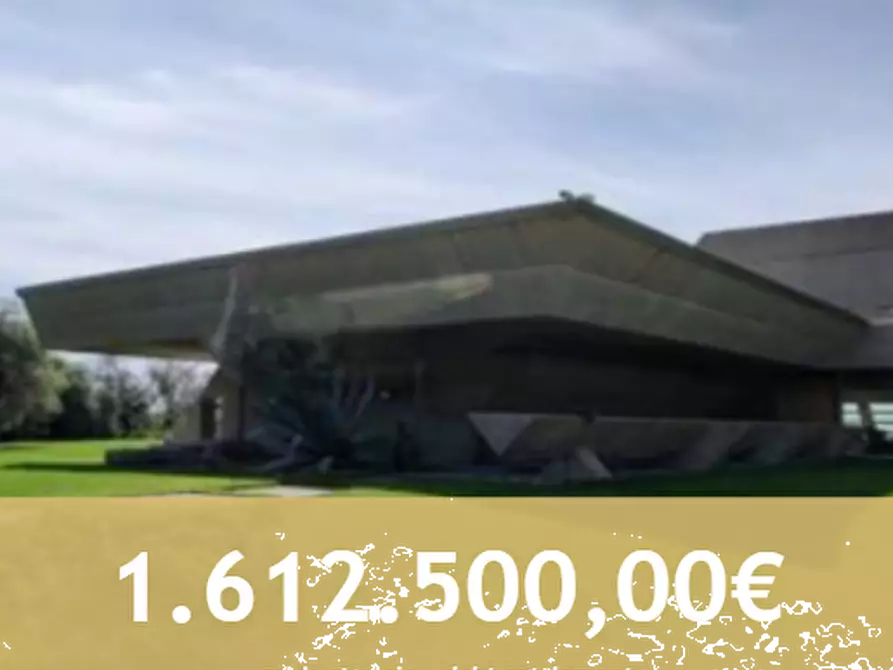 Immagine 1 di Villa in vendita  in Via Montesuello a Polpenazze Del Garda