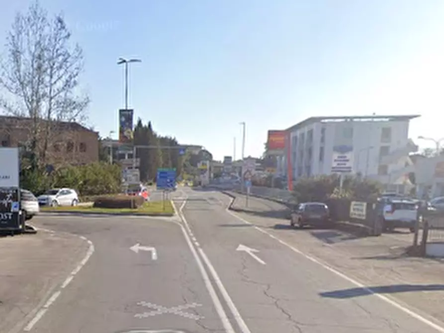 Immagine 3 di Appartamento in vendita  in Via Venezia a Peschiera Del Garda