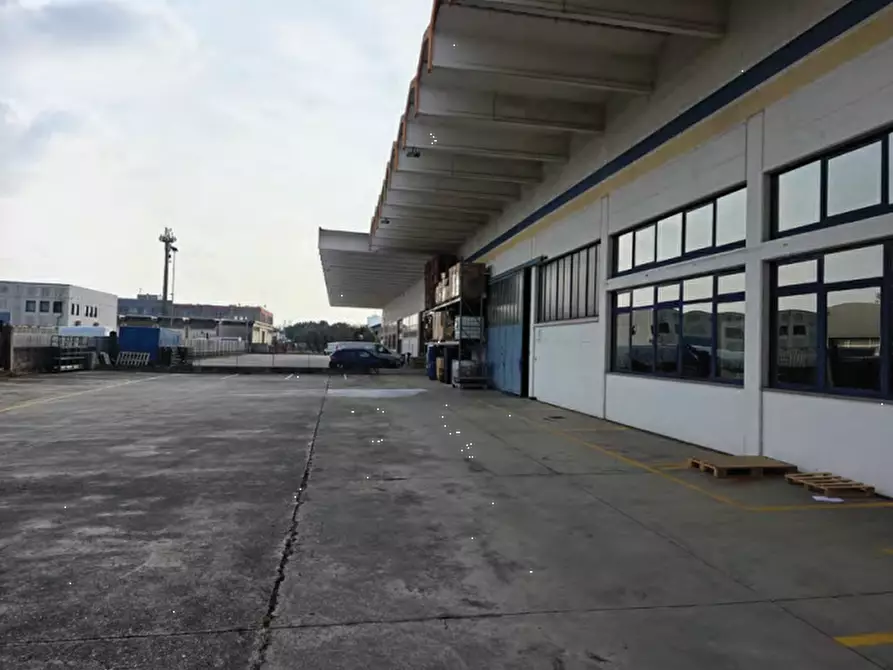 Immagine 8 di Capannone industriale in vendita  in Via Marco Pellicciaio a Treviso