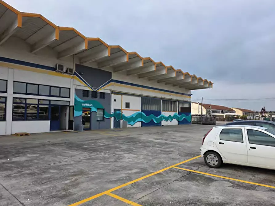 Immagine 9 di Capannone industriale in vendita  in Via Marco Pellicciaio a Treviso