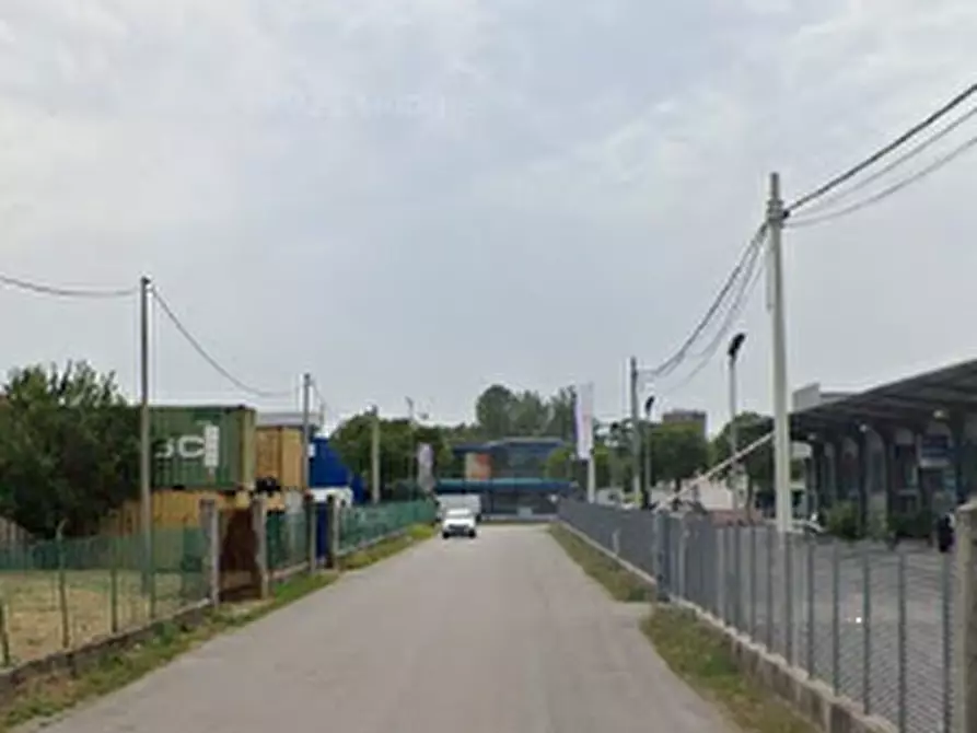 Immagine 13 di Capannone industriale in vendita  in Via Marco Pellicciaio a Treviso