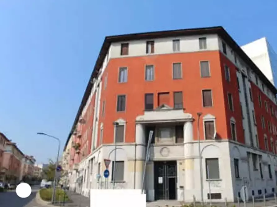 Immagine 2 di Appartamento in vendita  in Via Polesine a Milano