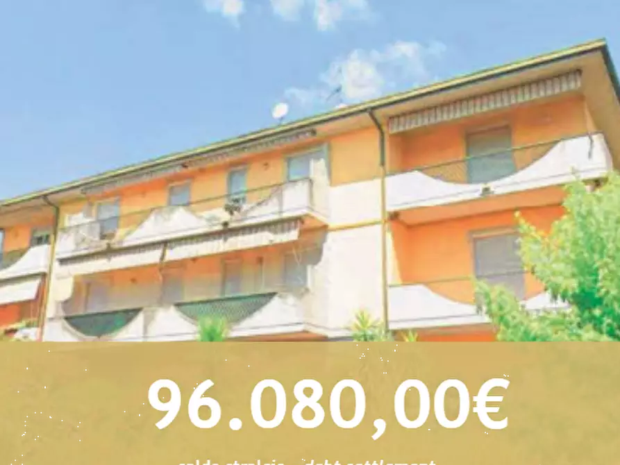 Immagine 1 di Appartamento in vendita  in Via regia antica a Lonato del Garda