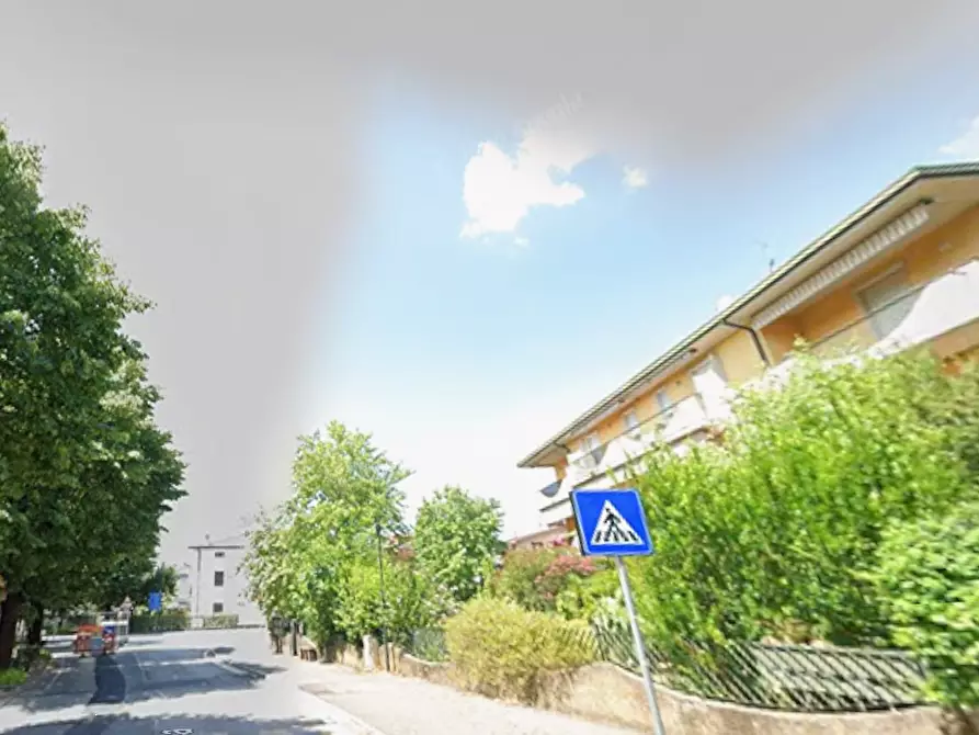Immagine 19 di Appartamento in vendita  in Via regia antica a Lonato del Garda