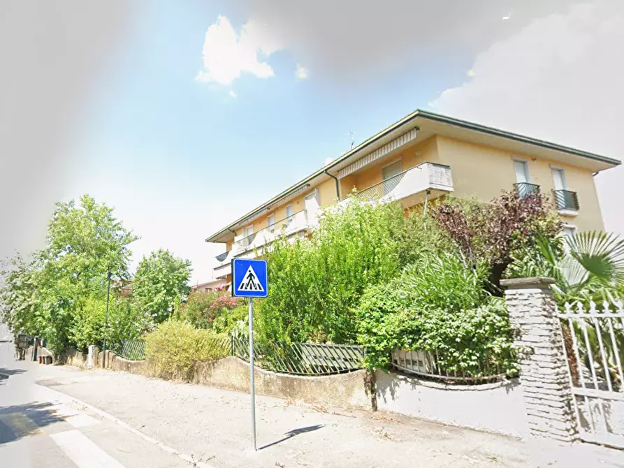 Immagine 23 di Appartamento in vendita  in Via regia antica a Lonato del Garda