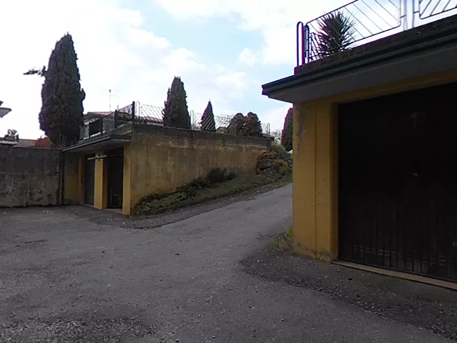 Immagine 26 di Appartamento in vendita  in Via regia antica a Lonato del Garda