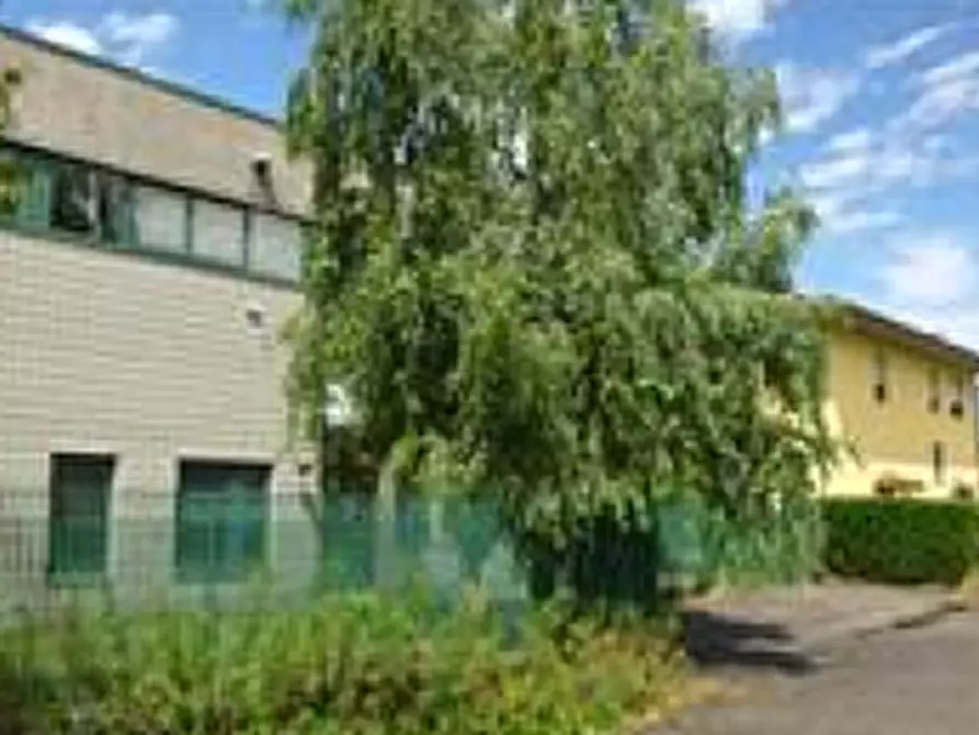 Immagine 8 di Capannone industriale in vendita  in Via Aldo Moro a Appiano Gentile