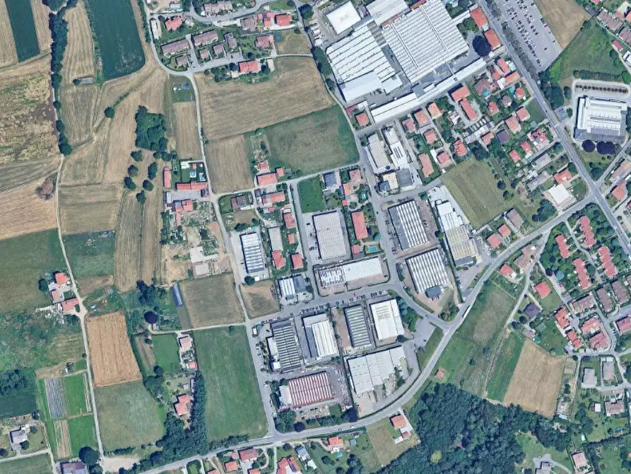 Immagine 12 di Capannone industriale in vendita  in Via Aldo Moro a Appiano Gentile