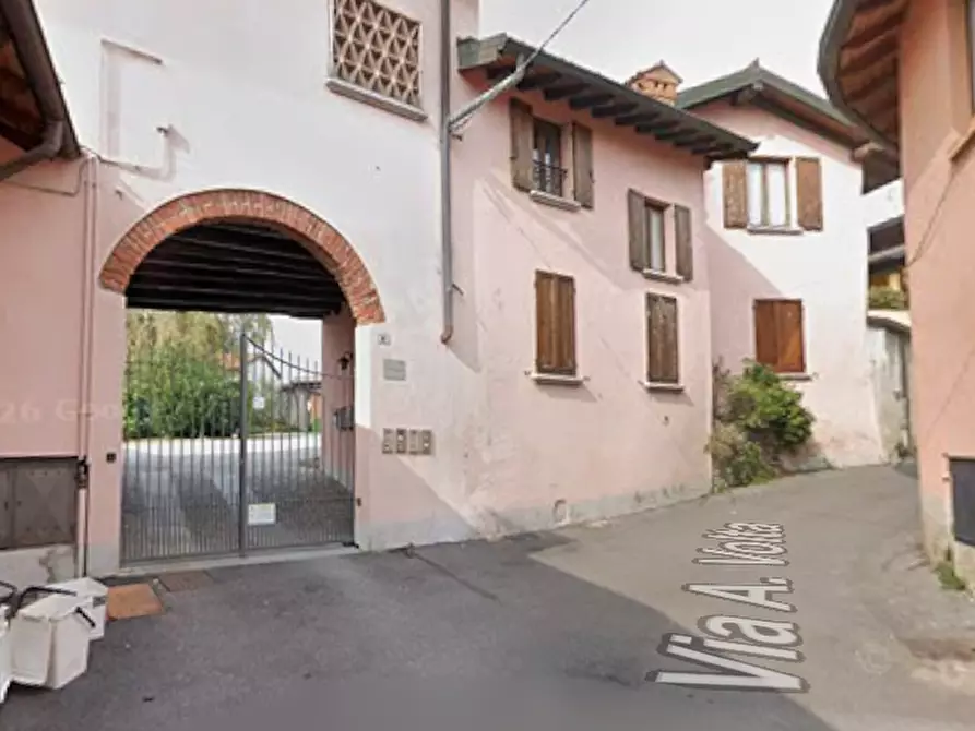 Immagine 4 di Negozio in vendita  in Via Volta a Lipomo