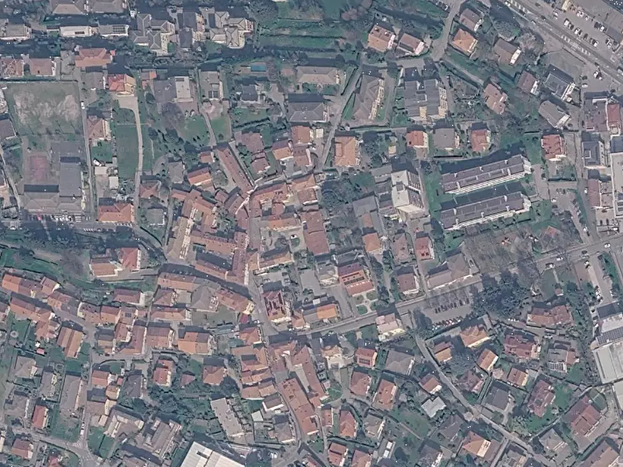 Immagine 12 di Negozio in vendita  in Via Volta a Lipomo