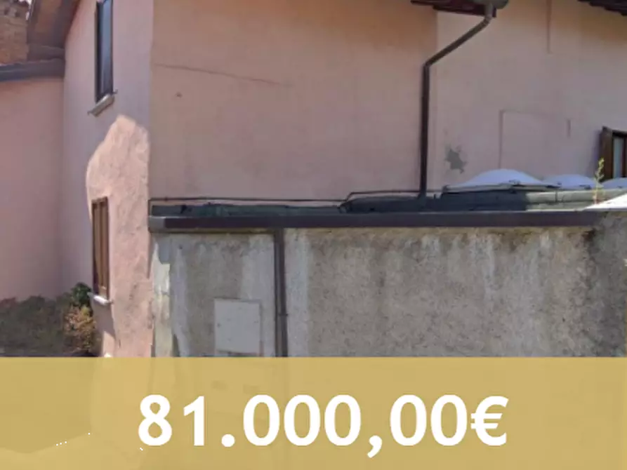 Immagine 1 di Appartamento in vendita  in Via Volta  a Lipomo