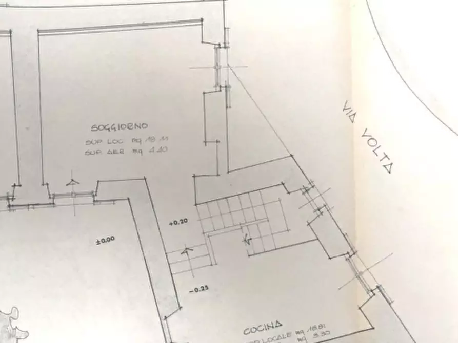 Immagine 22 di Appartamento in vendita  in Via Volta  a Lipomo