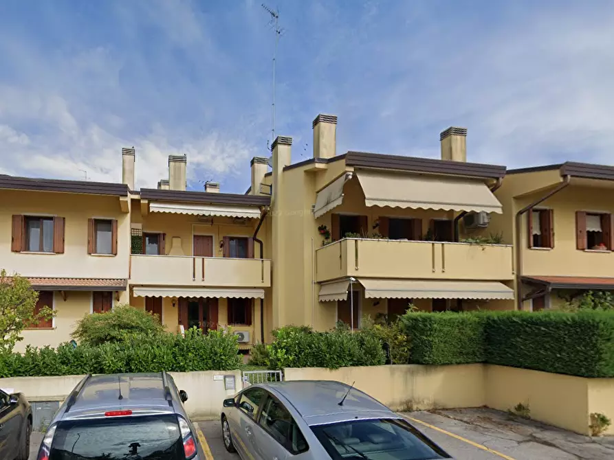 Immagine 4 di Appartamento in vendita  in Via Santa Bona Vecchia a Treviso