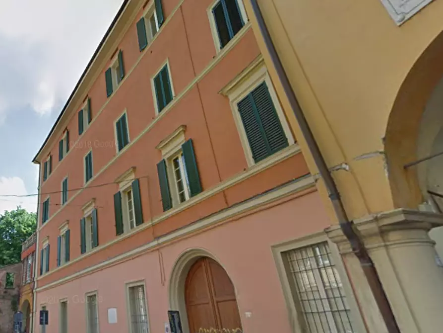 Immagine 6 di Porzione di casa in vendita  in via delle Belle Arti a Bologna