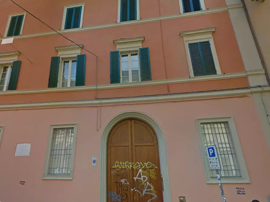 Immagine 7 di Porzione di casa in vendita  in via delle Belle Arti a Bologna