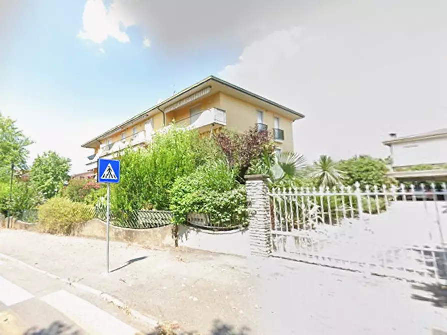 Immagine 15 di Appartamento in vendita  in Via regia antica a Lonato del Garda