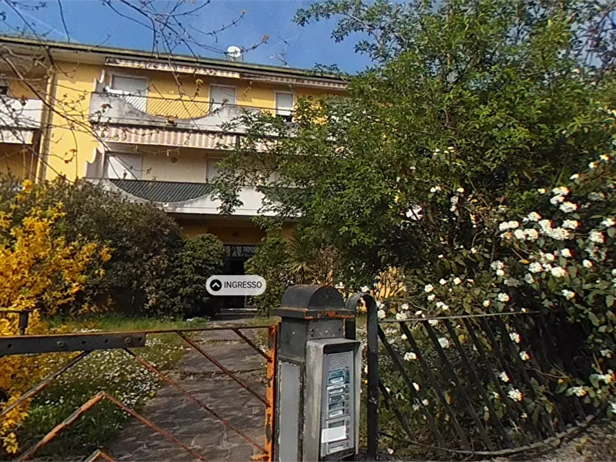 Immagine 25 di Appartamento in vendita  in Via regia antica a Lonato del Garda