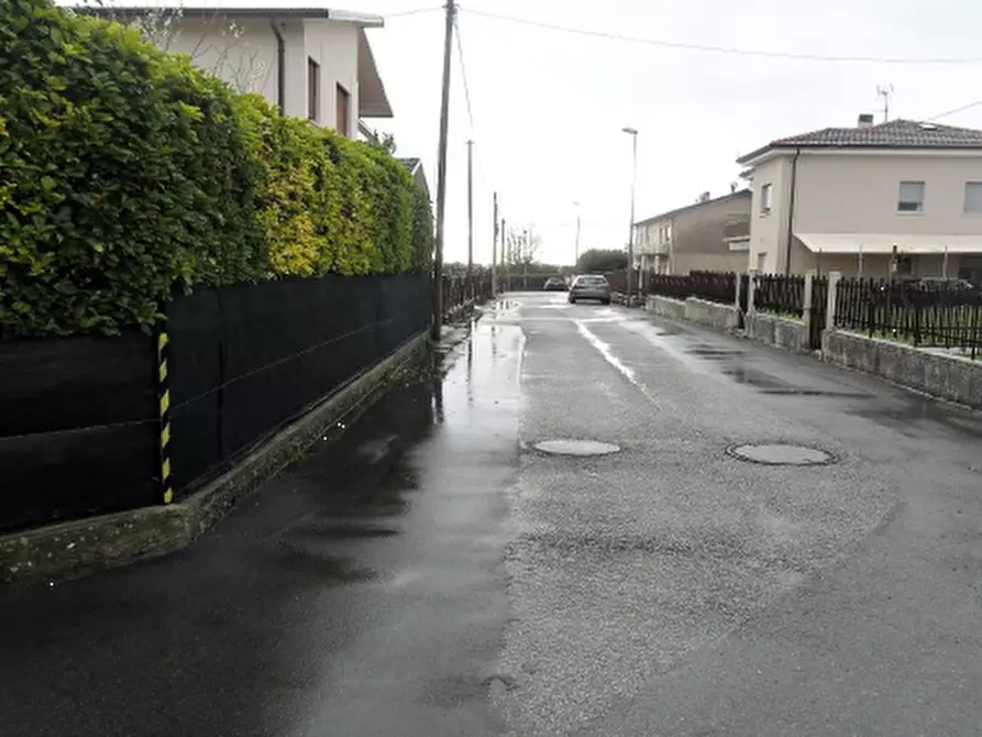 Immagine 5 di Porzione di casa in vendita  in Via Frassinelli a Vittorio Veneto