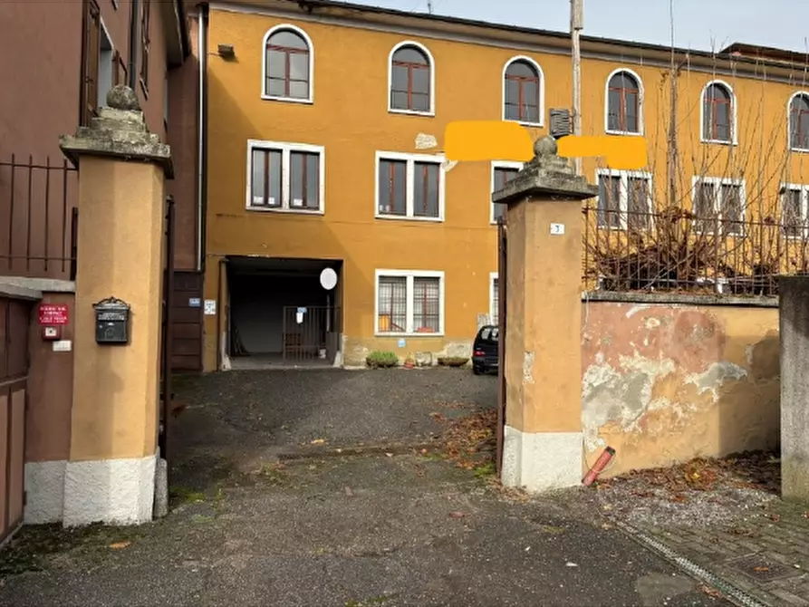 Immagine 2 di Capannone industriale in vendita  in Via Piave a Olgiate Molgora