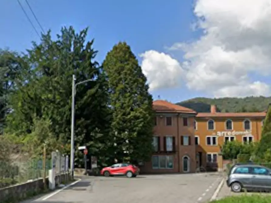 Immagine 5 di Capannone industriale in vendita  in Via Piave a Olgiate Molgora