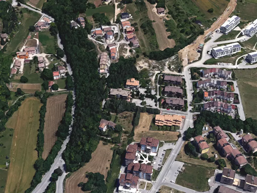Immagine 5 di Appartamento in vendita  in Via Lazio a L'aquila