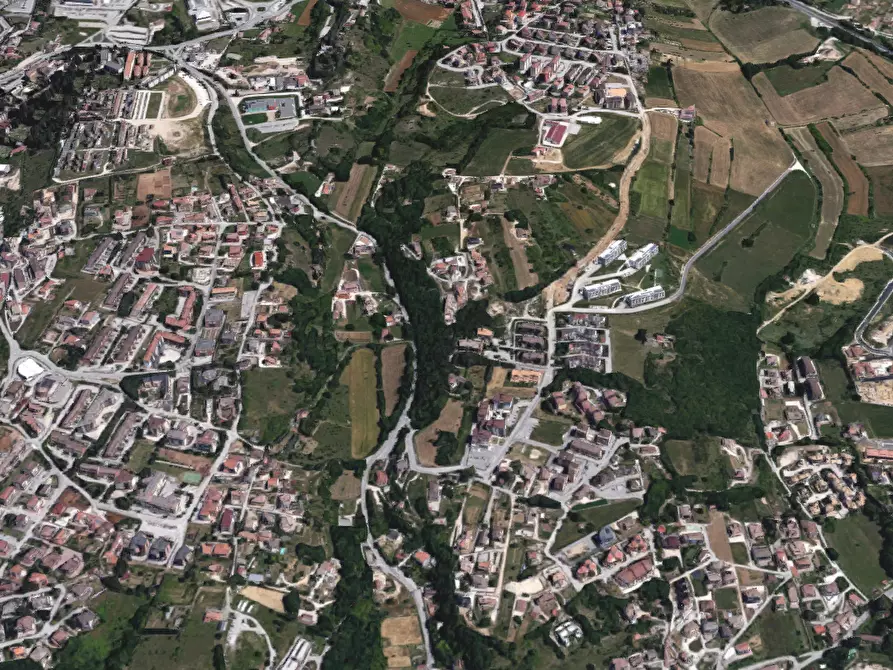 Immagine 8 di Appartamento in vendita  in Via Lazio a L'aquila