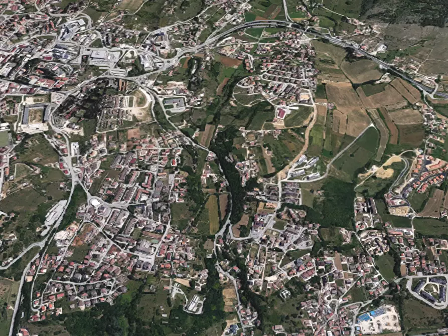 Immagine 9 di Appartamento in vendita  in Via Lazio a L'aquila