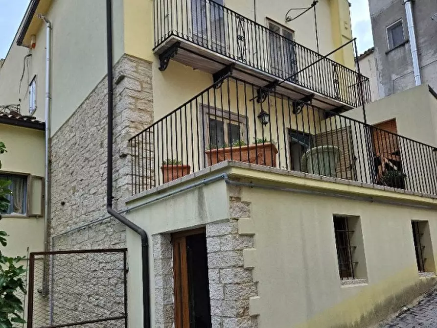 Immagine 4 di Appartamento in vendita  in Via II del signore a Acquaviva Collecroce