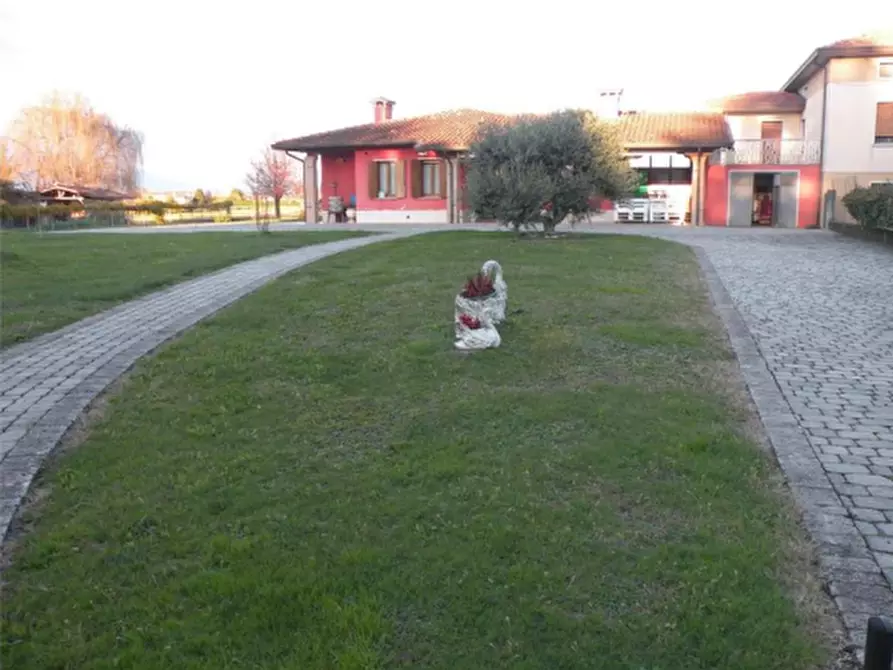 Immagine 4 di Porzione di casa in vendita  in Via Dante Alighieri a Brugnera