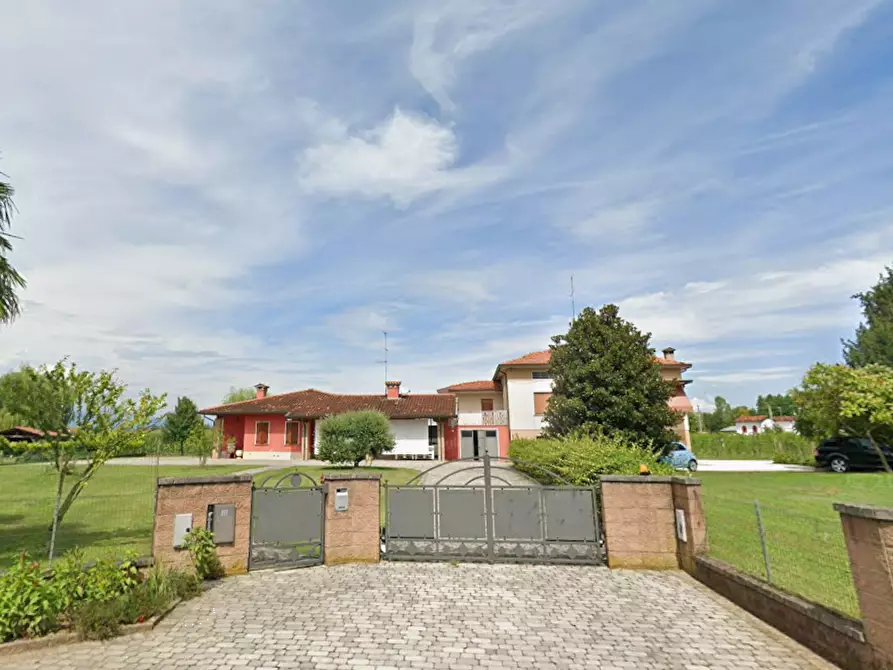 Immagine 13 di Porzione di casa in vendita  in Via Dante Alighieri a Brugnera
