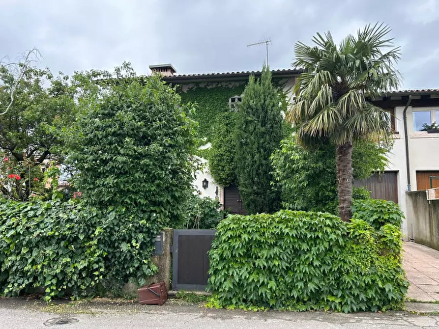 Immagine 2 di Villa in vendita  in Via Monte Spinoncia a Bassano Del Grappa