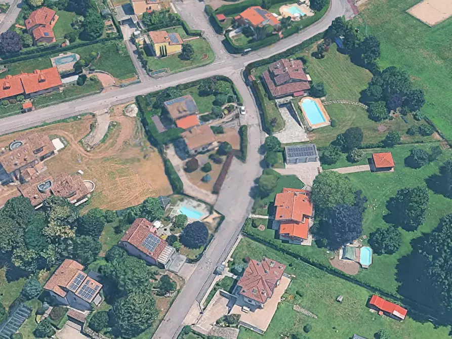 Immagine 13 di Villa in vendita  in Via Giuseppe Verdi a Molteno