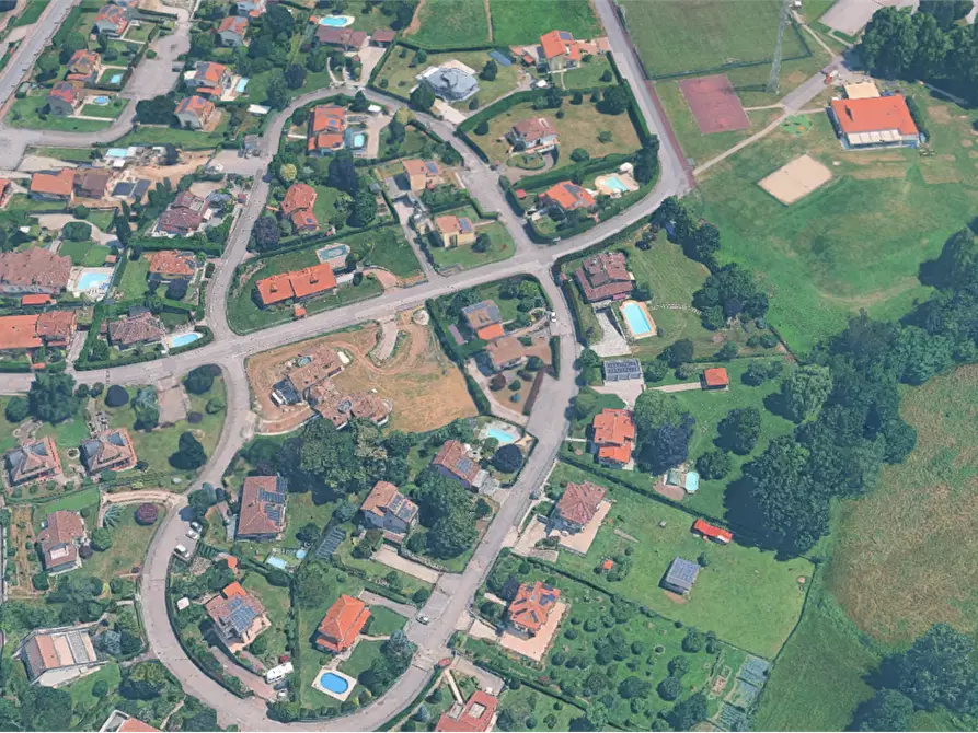 Immagine 15 di Villa in vendita  in Via Giuseppe Verdi a Molteno