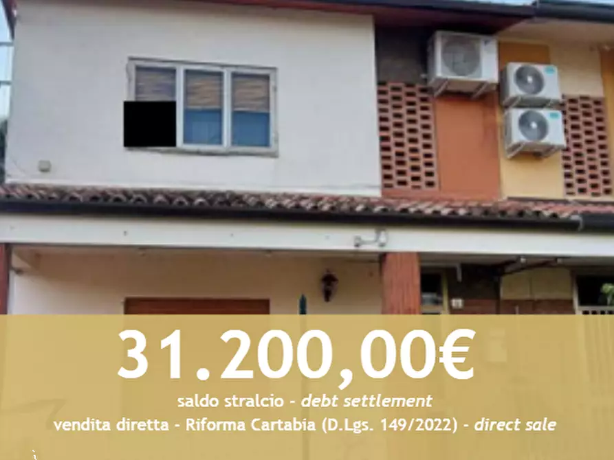 Immagine 1 di Porzione di casa in vendita  in Piazza Resistenza a Castelbaldo