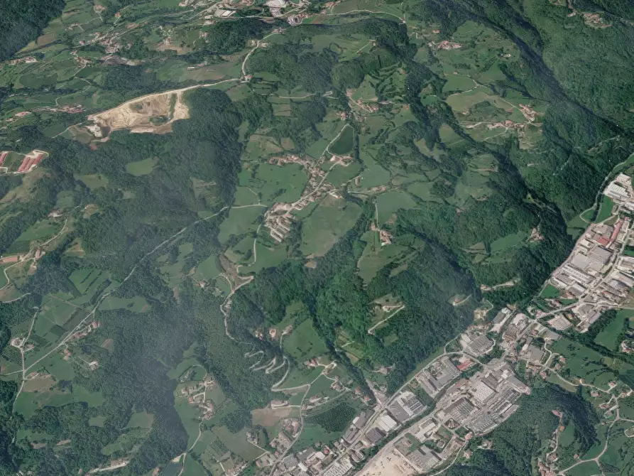 Immagine 9 di Terreno agricolo in vendita  in Via Faggiana a Chiampo