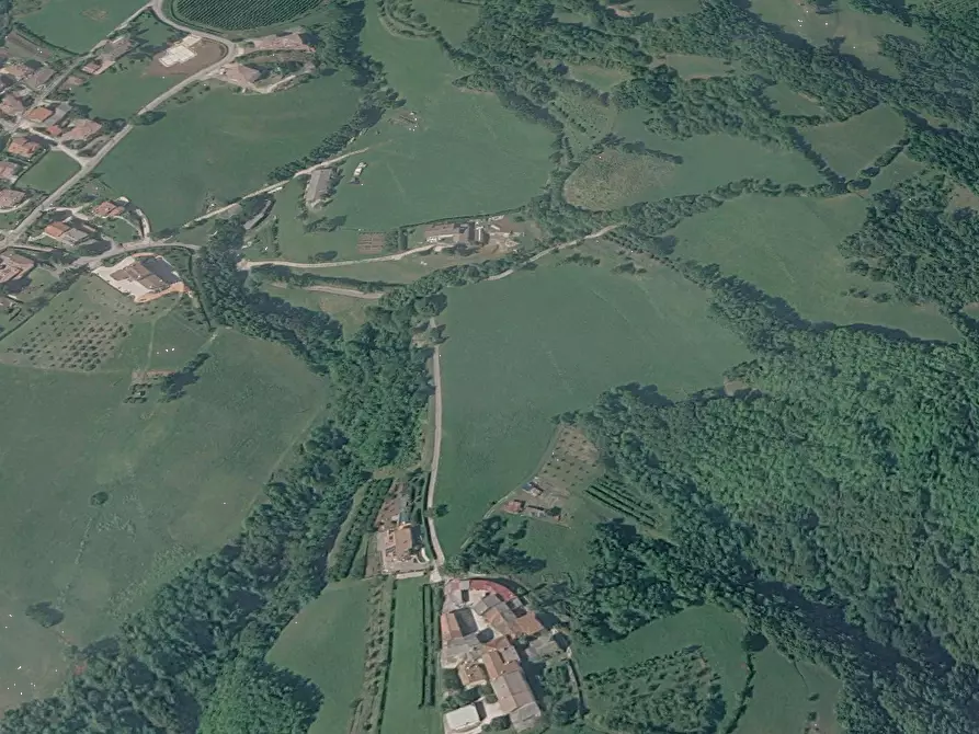Immagine 4 di Terreno agricolo in vendita  in Via Faggiana a Chiampo