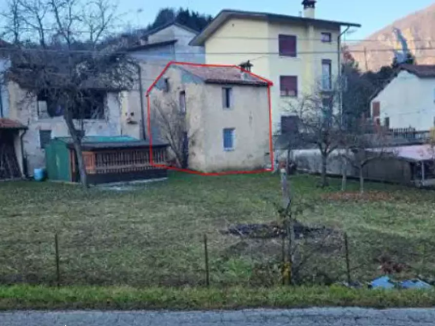 Immagine 4 di Casa indipendente in vendita  in Via Lago di Sotto a Velo D'astico