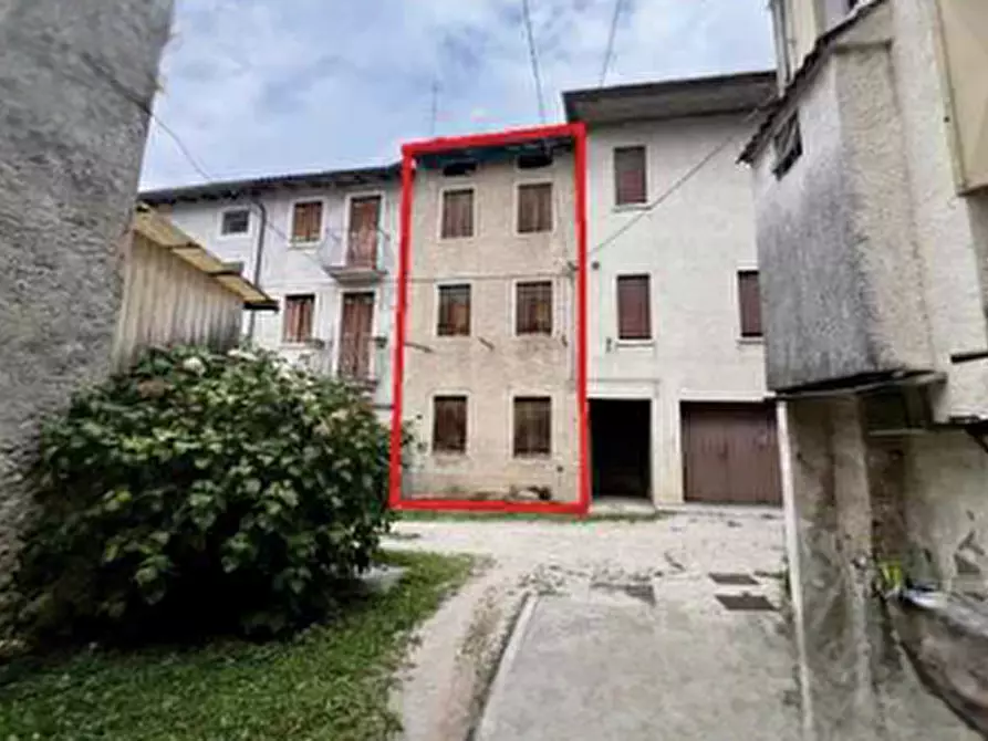 Immagine 7 di Casa indipendente in vendita  in Via Romolo e Rodolfo Mazzacavallo a Cogollo Del Cengio