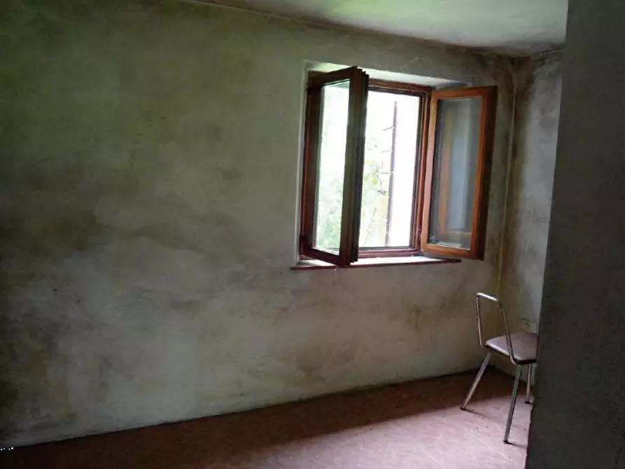 Immagine 15 di Appartamento in vendita  in Via Ropata a Frisanco